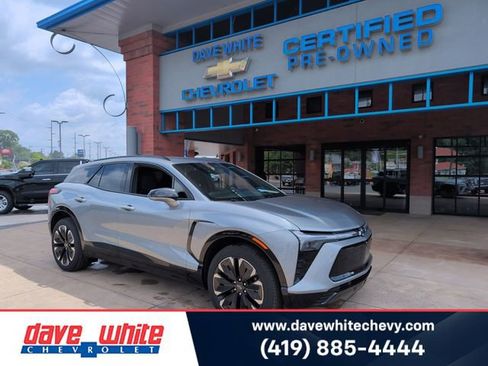 Used 2025 Chevrolet Blazer EV RS AWD/4WD image 1