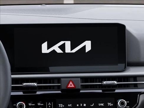 New 2026 Kia Sportage EX FWD image 20