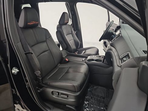 Used 2023 Honda Passport TrailSport image 14