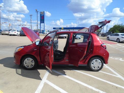 Used 2024 Mitsubishi Mirage ES FWD image 25