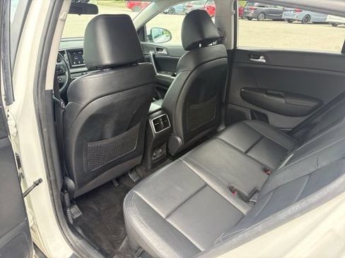 Used 2017 Kia Sportage EX FWD image 36