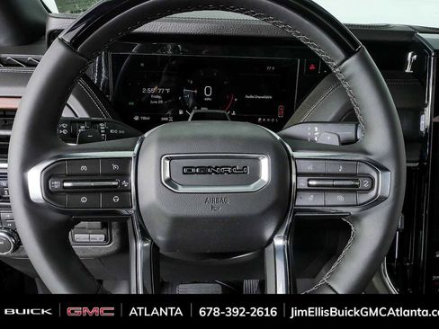 New 2026 GMC Yukon Denali w/ Denali Reserve Package AWD/4WD image 9