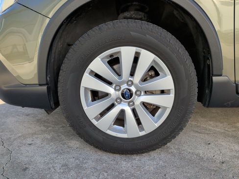 Used 2018 Subaru Outback 2.5i Premium image 13