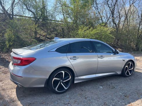 Used 2018 Honda Accord Sport image 22