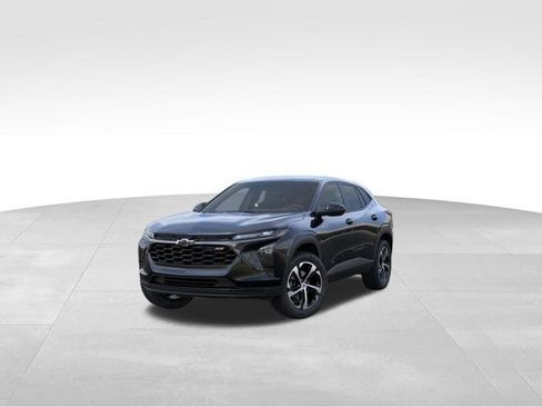 New 2026 Chevrolet Trax RS FWD image 8