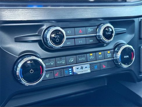 Used 2025 Ford F250 Lariat w/ Lariat Ultimate Package image 16