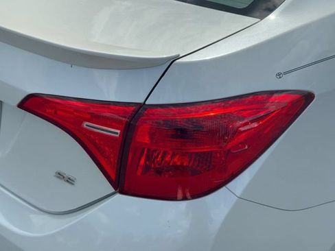 Used 2017 Toyota Corolla SE FWD image 10