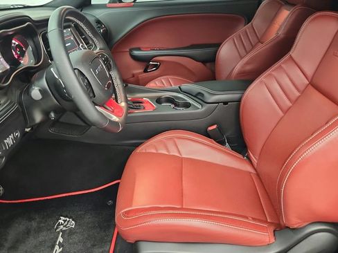 Used 2023 Dodge Challenger SRT Hellcat RWD image 16