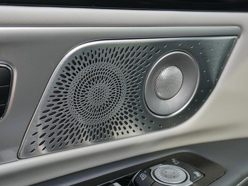 Used 2024 Lincoln Nautilus Reserve w/ Equipment Group 203A image 81