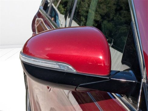 Used 2019 Kia Sorento SX image 12