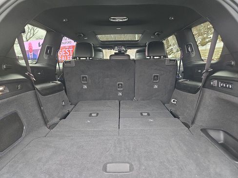 Used 2023 Jeep Grand Cherokee L Overland w/ Advanced Protech Group III image 28