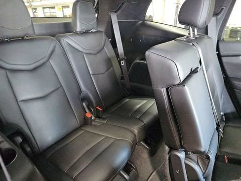 Used 2024 Cadillac XT6 Premium Luxury AWD/4WD image 28