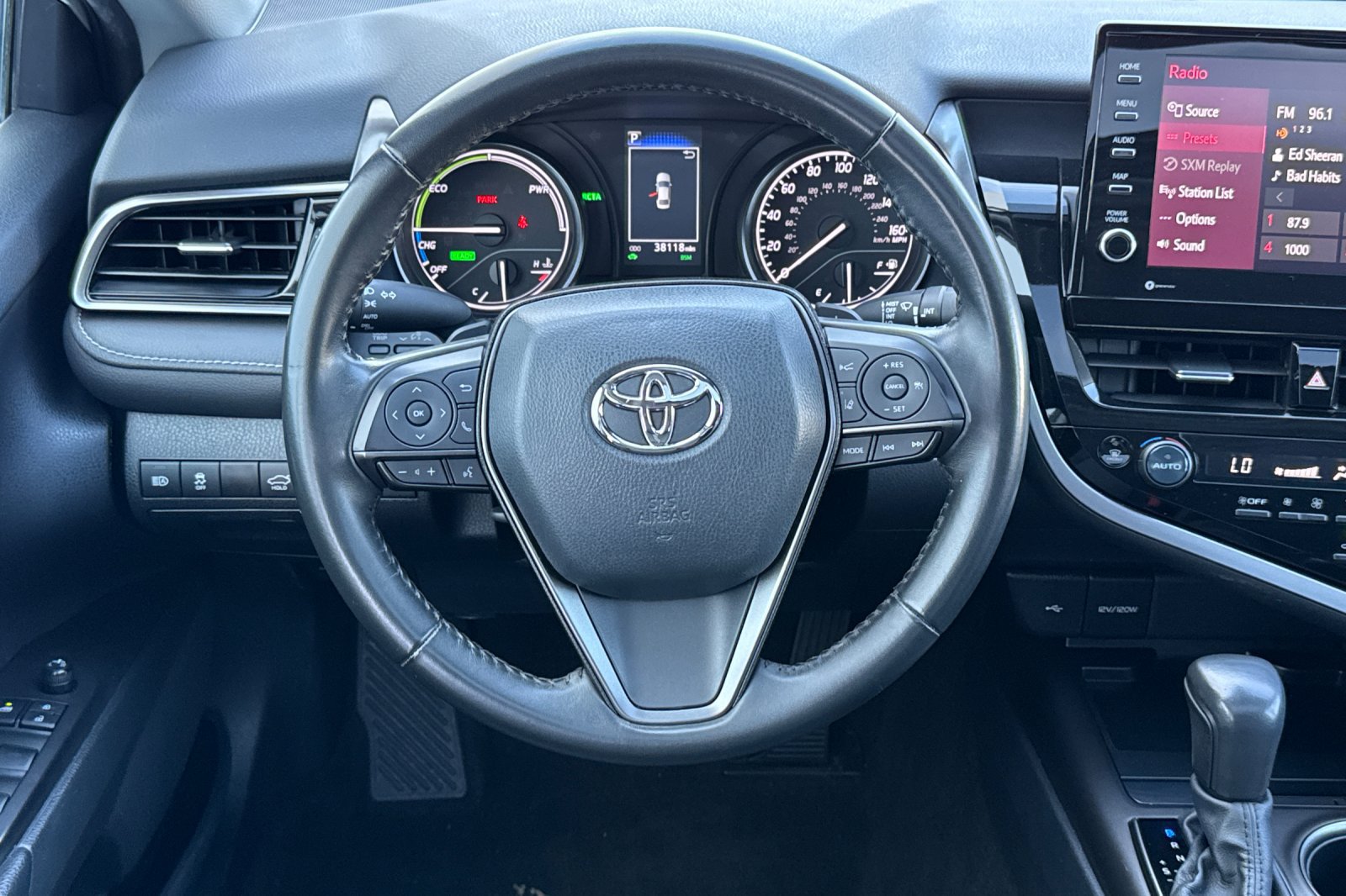 Used 2023 Toyota Camry SE w/ Audio Upgrade Package FWD image 14