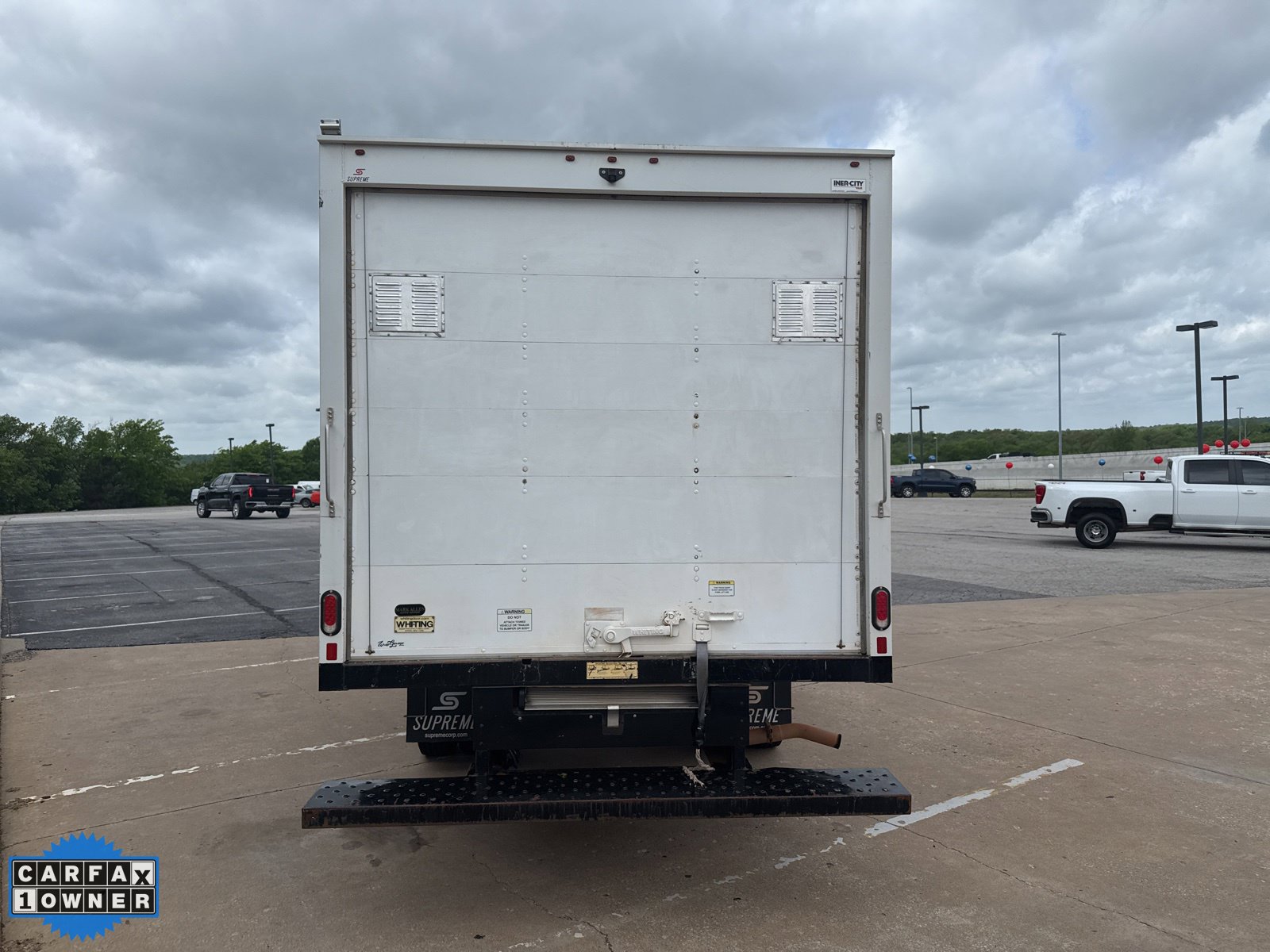 Used 2020 Chevrolet Express 3500 RWD image 4