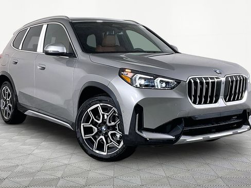 New 2026 BMW X1 xDrive28i AWD/4WD image 3