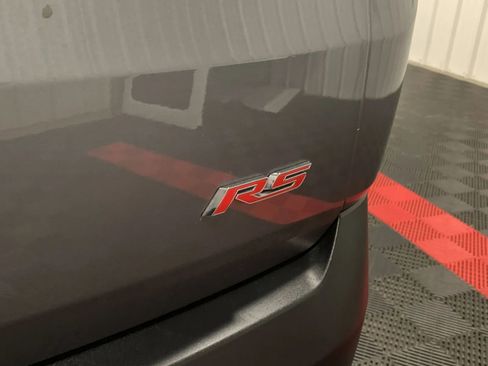 Used 2020 Chevrolet Traverse RS image 17
