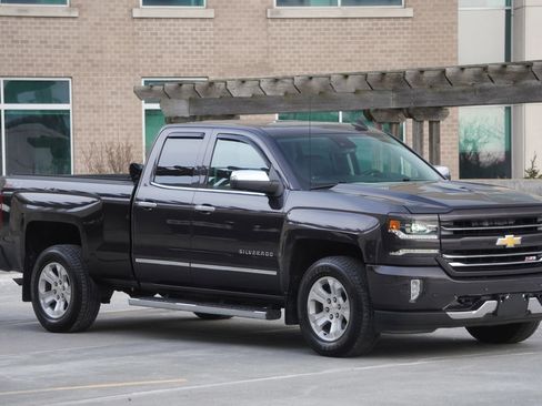 Used 2016 Chevrolet Silverado 1500 LTZ Z71 w/ LTZ Plus Package AWD/4WD image 2