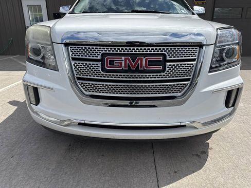 Used 2017 GMC Terrain Denali AWD/4WD image 12