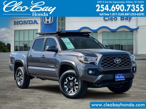 Used 2020 Toyota Tacoma TRD Off-Road w/ Technology Package image 1