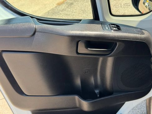 Used 2018 RAM ProMaster 2500 FWD image 11