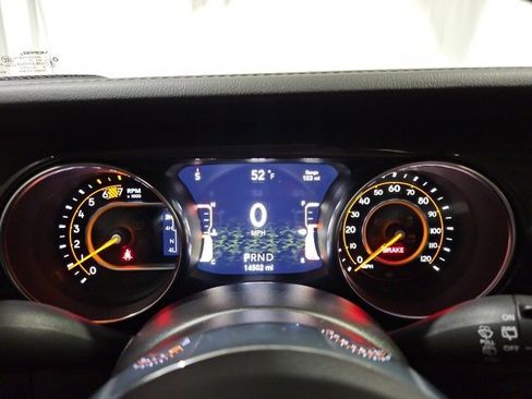 Used 2021 Jeep Wrangler Unlimited Sahara image 21