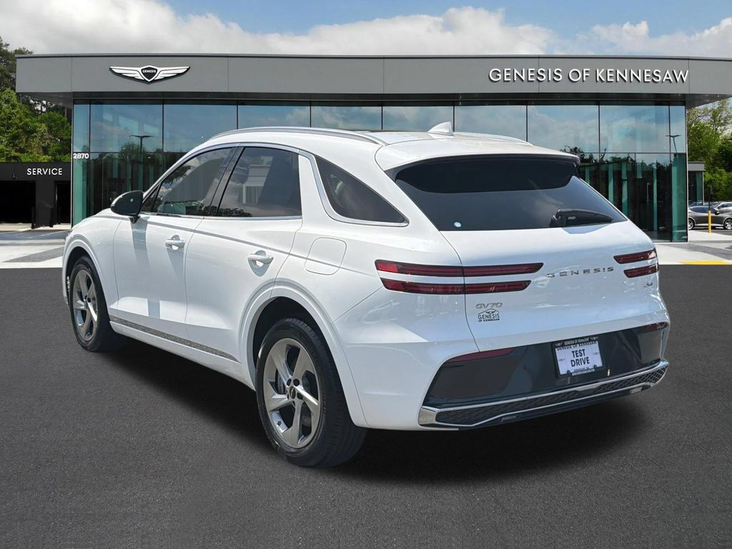 Used 2026 Genesis GV70 2.5T Select AWD/4WD image 6