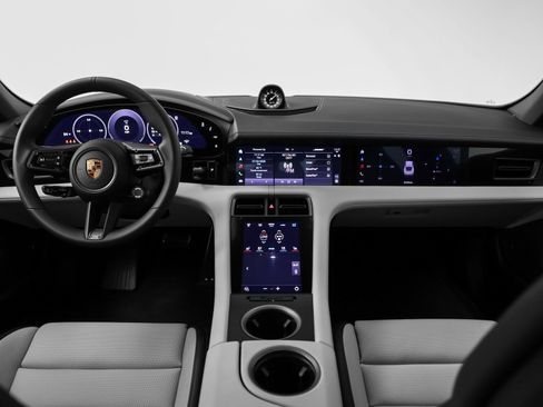 New 2025 Porsche Taycan image 34