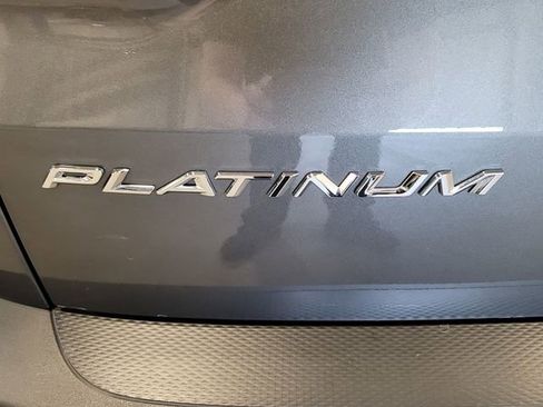 Used 2025 Ford Escape Platinum AWD/4WD image 15