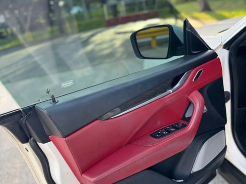 Used 2017 Maserati Levante S image 13