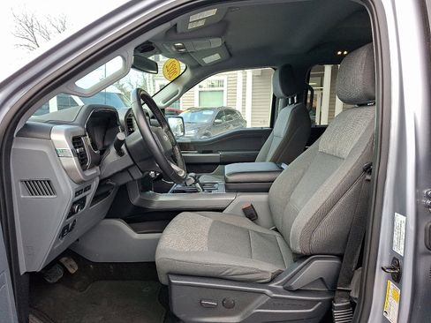 Used 2022 Ford F150 Lightning XLT w/ Tow Technology Package image 14