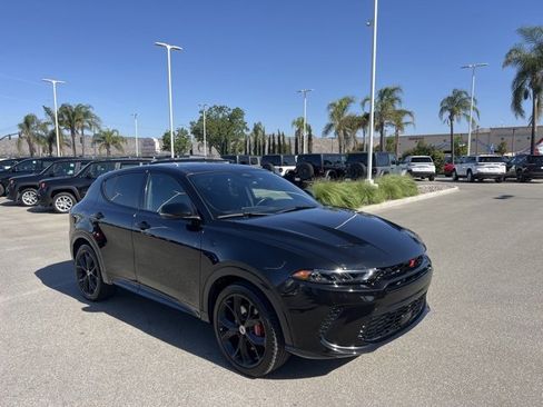 Used 2024 Dodge Hornet R/T Plus image 2