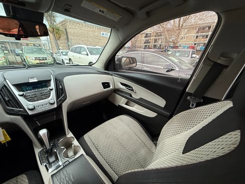 Used 2010 Chevrolet Equinox LS image 16