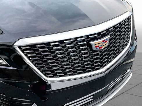 Used 2023 Cadillac XT5 Premium Luxury w/ Technology Package FWD image 29