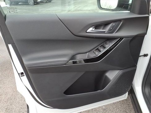 New 2026 Chevrolet Equinox LT w/ LPO, Floor Liner Package image 12