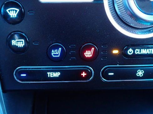 Used 2016 Ford Explorer Sport w/ Equipment Group 401A AWD/4WD image 22