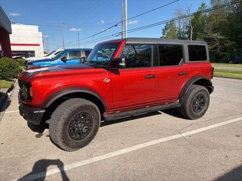 Used 2023 Ford Bronco Wildtrak AWD/4WD image 3