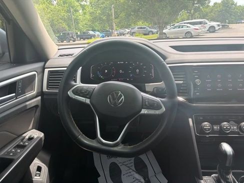 Used 2023 Volkswagen Atlas SE w/ Panoramic Sunroof Package AWD/4WD image 15