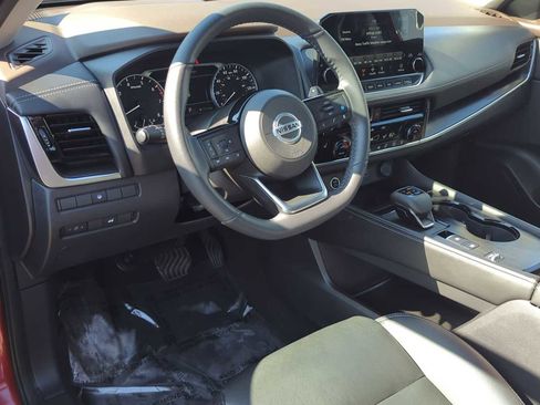 Used 2021 Nissan Rogue SL w/ Premium Package image 16