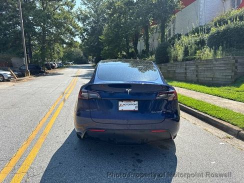 Used 2023 Tesla Model Y Long Range AWD/4WD image 5