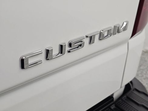 Used 2026 Chevrolet Silverado 1500 Custom AWD/4WD image 27