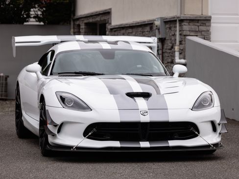 Used 2017 Dodge Viper ACR w/ Extreme Aero Package RWD image 37