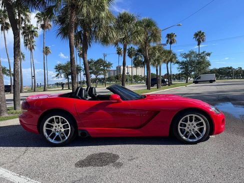 Used 2003 Dodge Viper SRT-10 RWD image 23