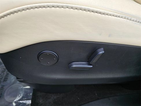 Used 2017 Tesla Model X 90D image 25