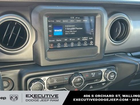 Used 2022 Jeep Wrangler Unlimited Willys image 14