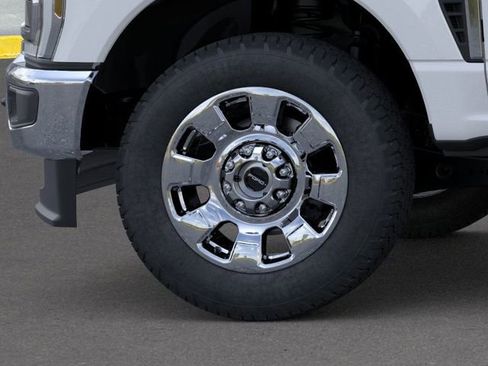New 2026 Ford F250 Lariat w/ Chrome Package image 38