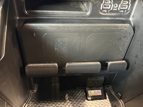 Used 2023 RAM 1500 Laramie AWD/4WD image 20