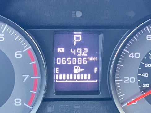 Used 2016 Subaru Forester 2.5i Limited image 12