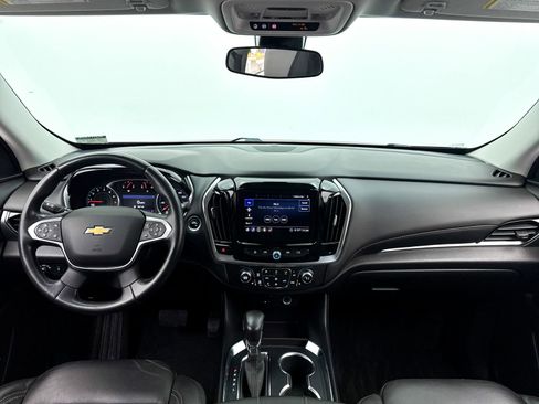 Used 2021 Chevrolet Traverse LT FWD image 18