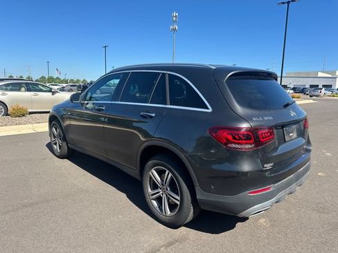 Used 2022 Mercedes-Benz GLC 300 image 7