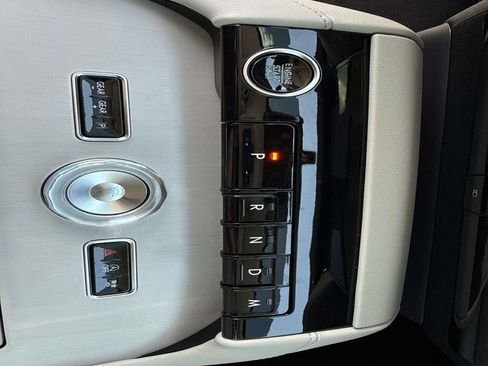 New 2026 Lincoln Navigator Reserve AWD/4WD image 32